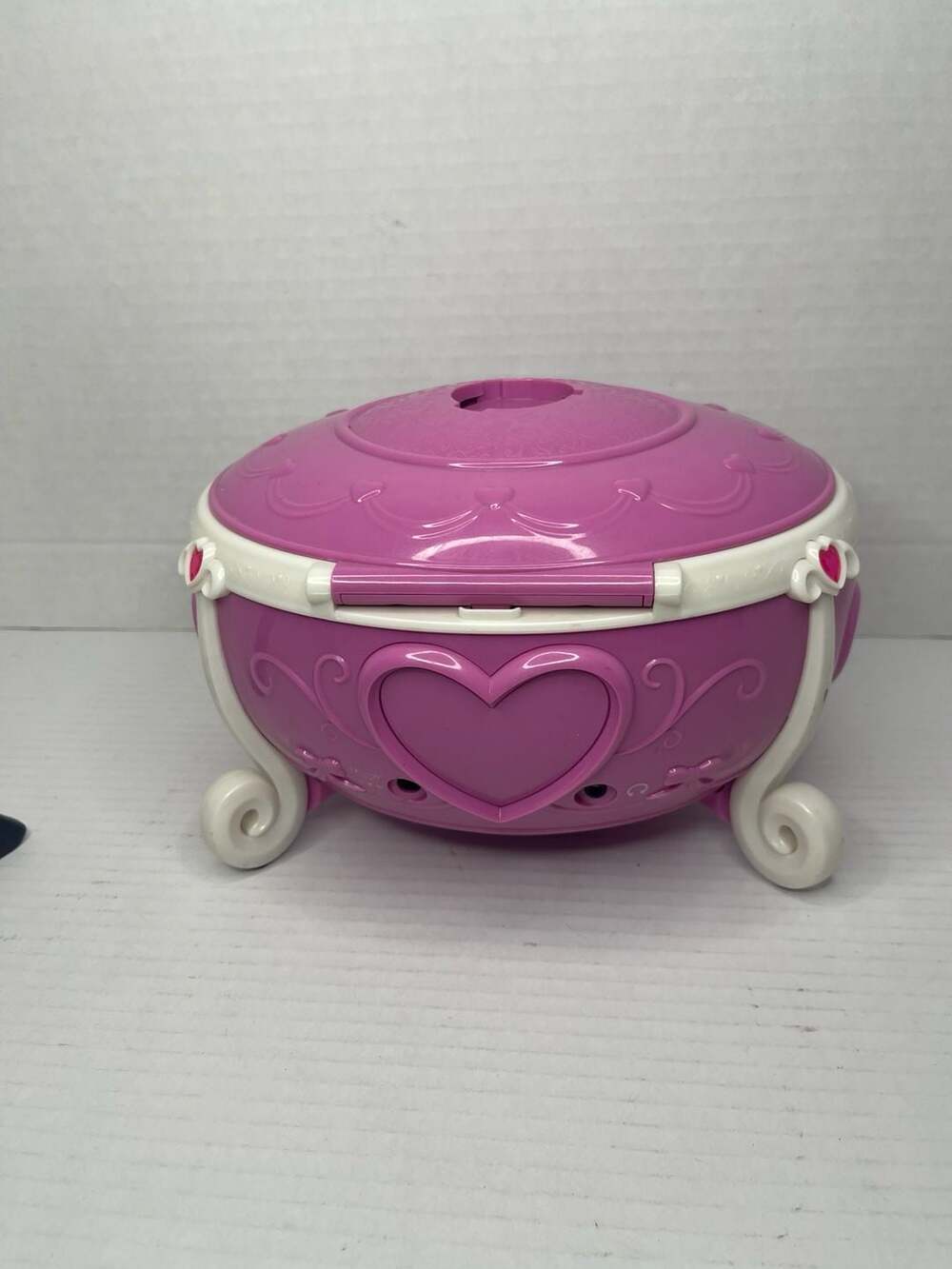 Disney Princess Royal Melodies Carriage CD Player & Jewelry Box DP-430 - Picture 3 of 10
